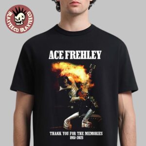 Kiss Ace Frehley Rest In Peace 1951-2025 Signature Photo Thank You For The Memories T-Shirt
